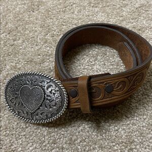 Justin Boots Girls Western Scroll Heart Belt Size 26